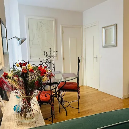 New ! Spacieux 2p Vieux-nice Calme Apartmán