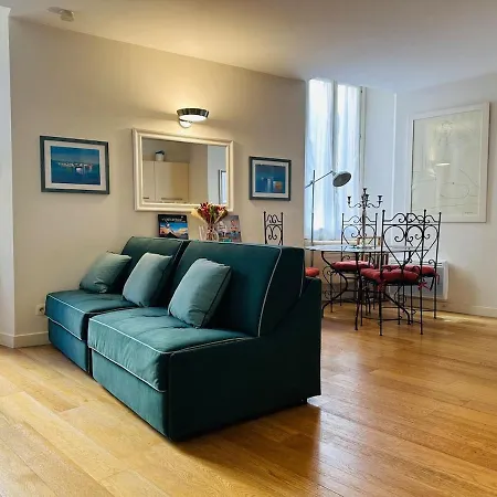 New ! Spacieux 2p Vieux-nice Calme 아파트